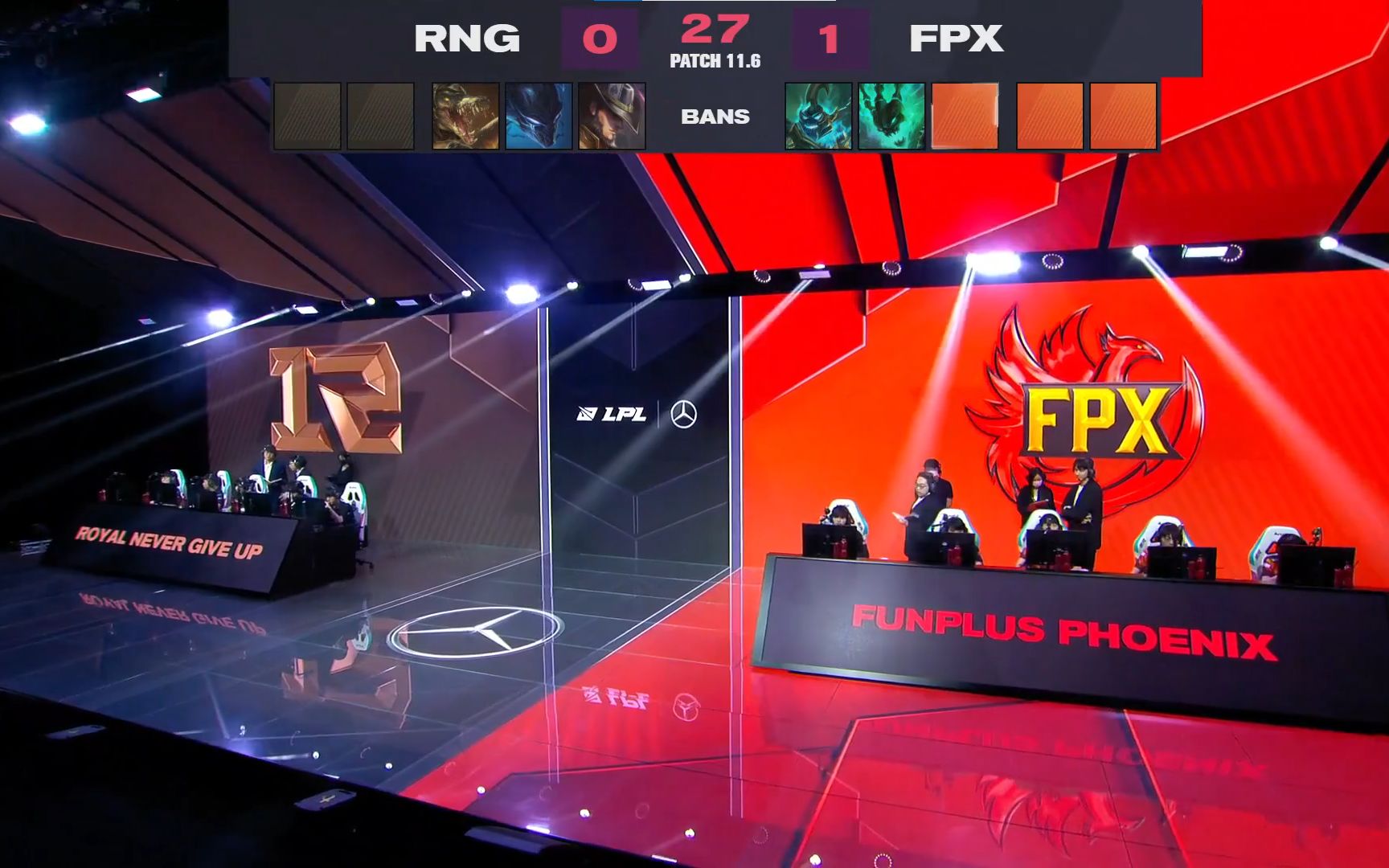 开云体育在线-SHR鏖战BLG，Clid操刀奇招英雄翻盘顶尖较量入围赛，点燃全场激情