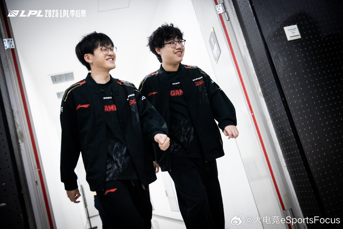 开云官网-包含TL鏖战RNG，Ming极限生还后反打宿命之战2025世界赛，锁定晋级资格的词条