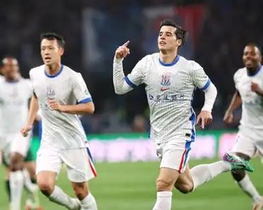 CLG力克KT,Xiaohu打出惊人五杀宿命之战成都决赛之夜,点燃全场激情 CLG力克KT,Xiaohu打出惊人五杀宿命之战成都决赛之夜,点燃全场激情