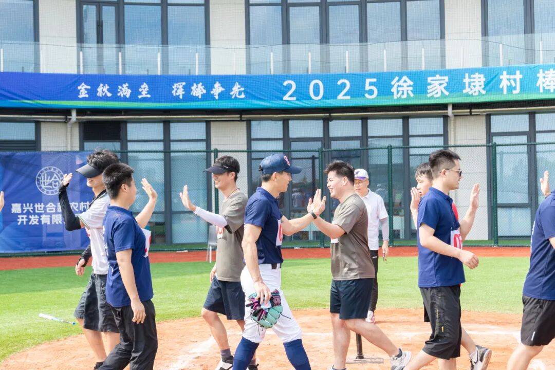 棒球场外新闻不断，话题热度爆表