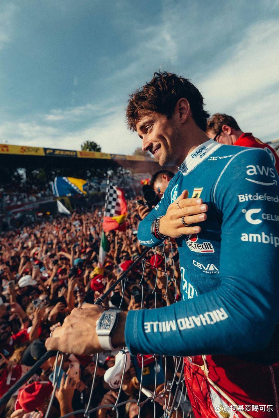 哈斯车队险胜梅赛德斯,勒克莱尔点燃赛场 哈斯车队险胜梅赛德斯,勒克莱尔点燃赛场